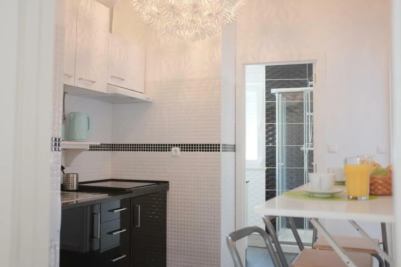 ליסבון Like-Home-T1 Apt-Campo De Ourique 0*,