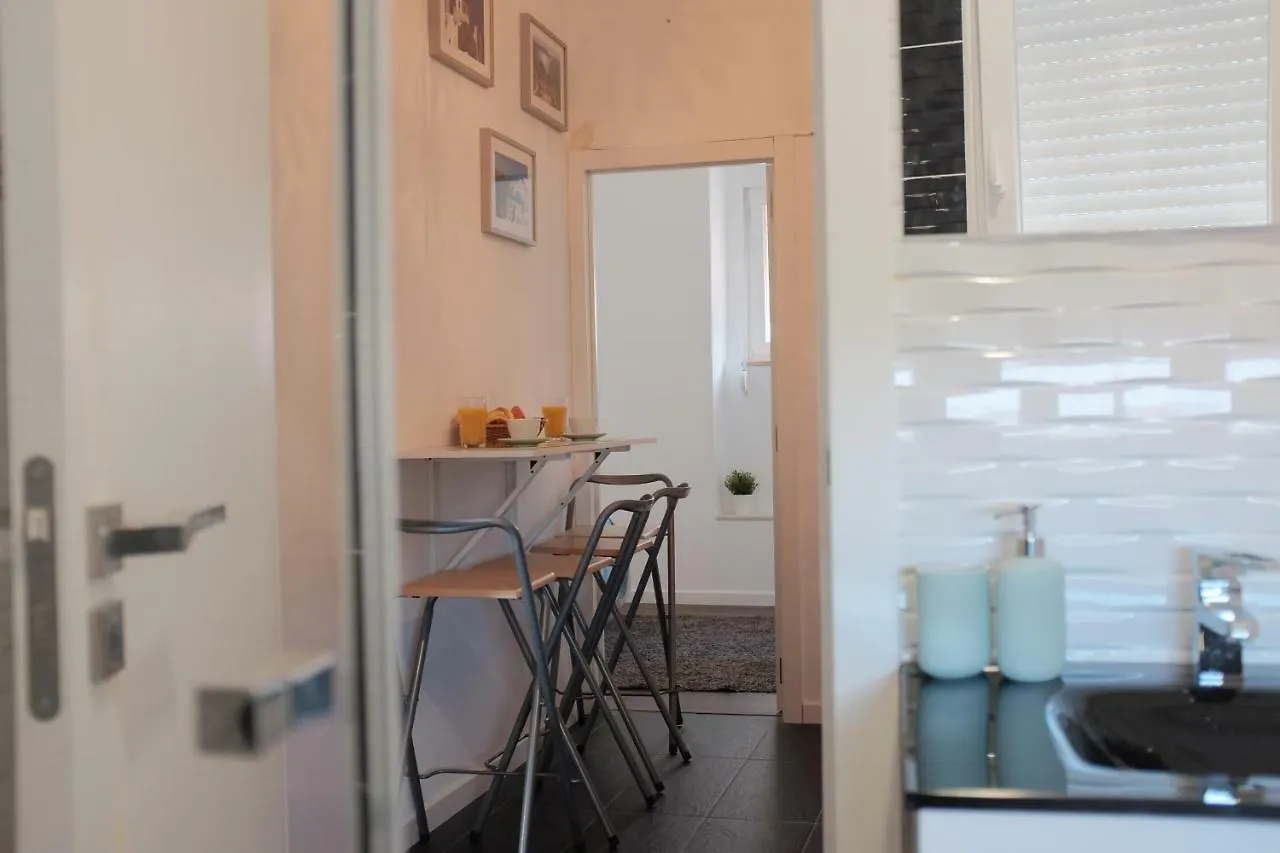 Like-Home-T1 Apt-Campo De Ourique Lisboa